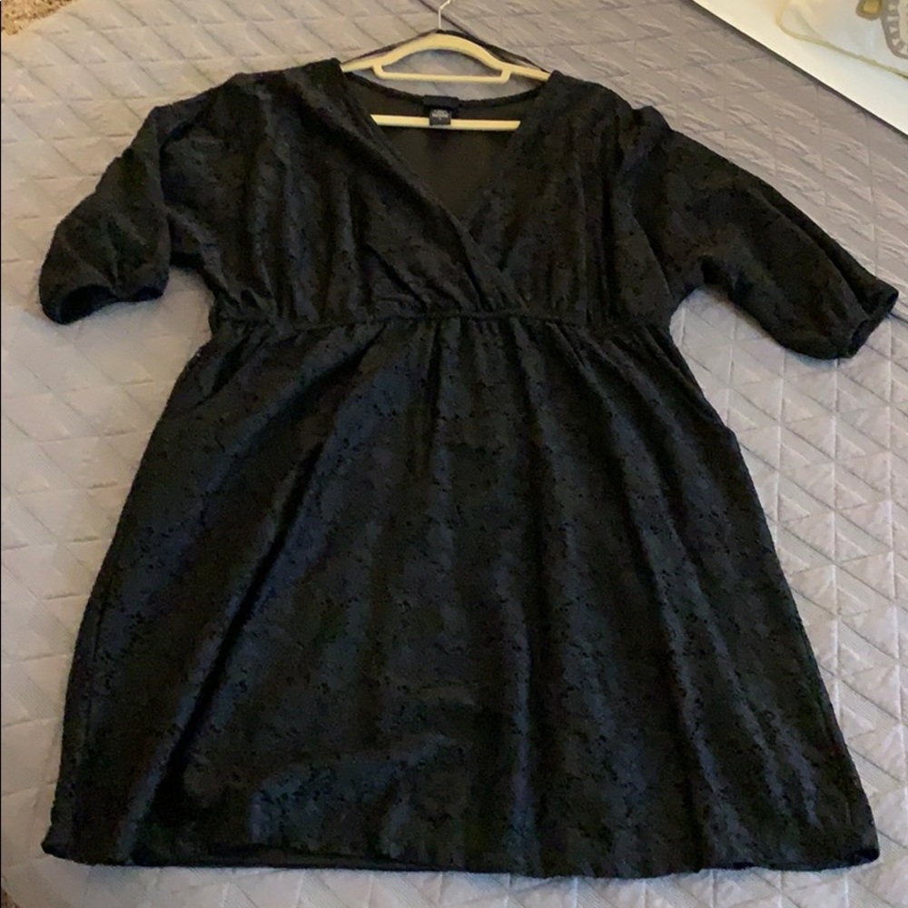 Black dress with pockets